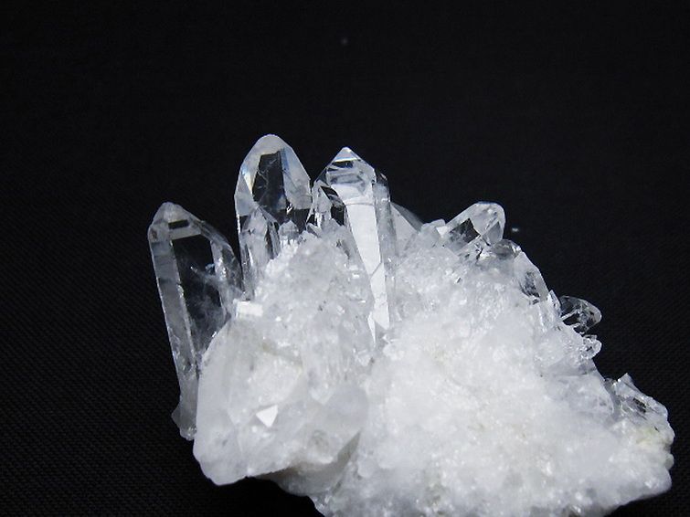 アーカンソー州産水晶クラスター[T386-7660] 3枚目