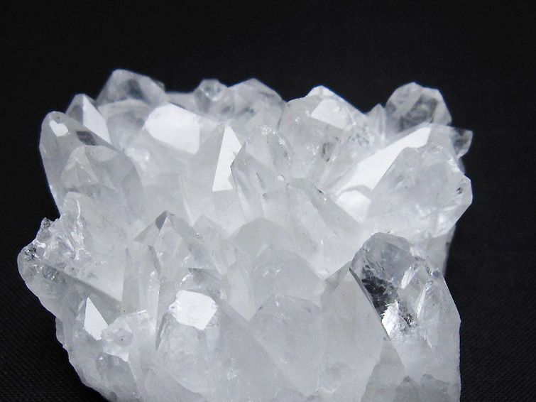 アーカンソー州産水晶クラスター[T386-7714] 2枚目