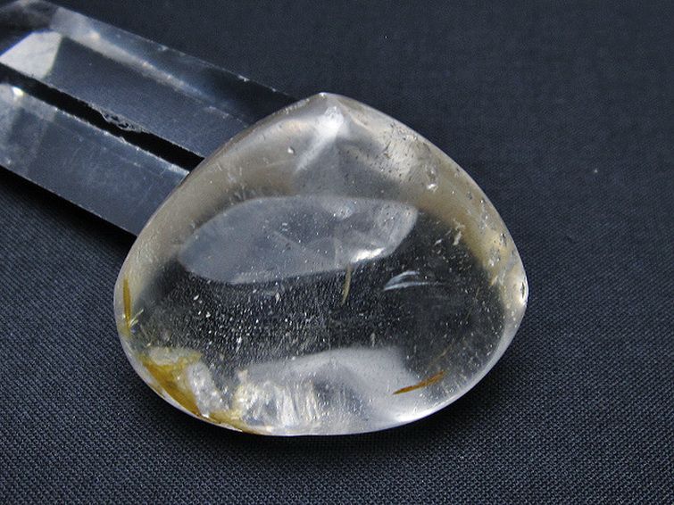 ヒマラヤ水晶ハート置物[T387-13959] 3枚目