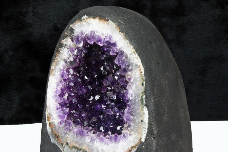 1.8Kgブラジル産アメジストドーム [t466-1823] 3枚目