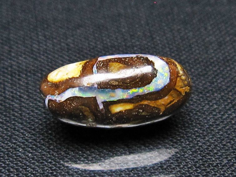 アイアンオパール 原石 [t468-737] 2枚目