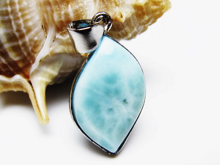 ラリマーペンダント [t495-4278] 1枚目