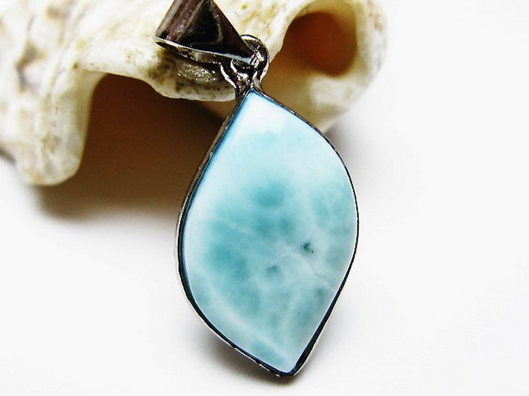 ラリマーペンダント [t495-4278] 2枚目