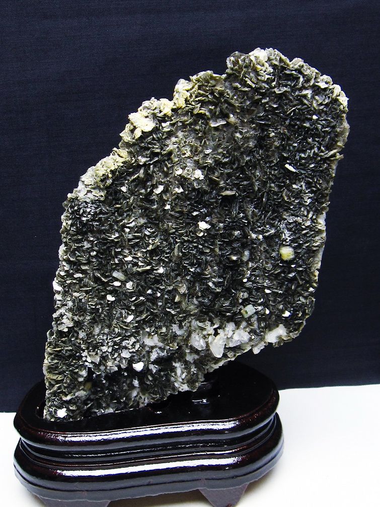 レムリアンシード 水晶クラスター 雲母入り [t501-4312] 1枚目