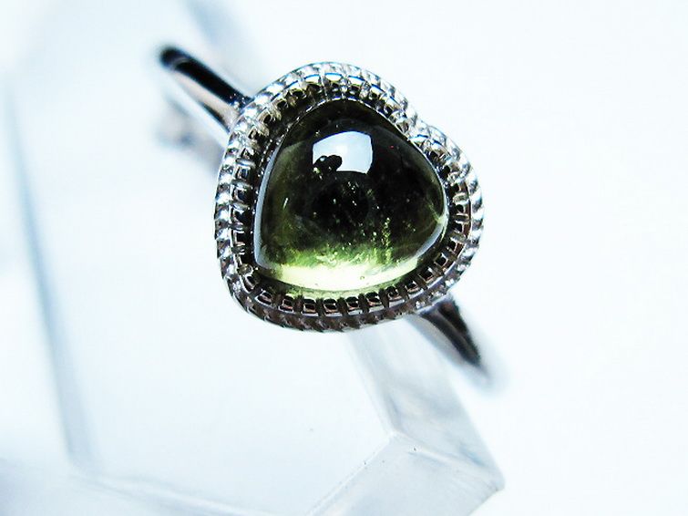 モルダバイト ハート指輪(13号) [t526-1396] 2枚目