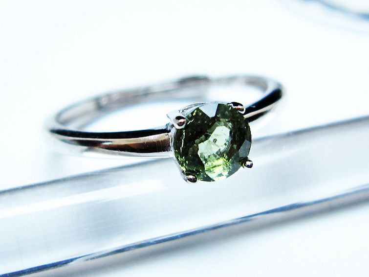 モルダバイト指輪(14号) [t526-1425] 3枚目