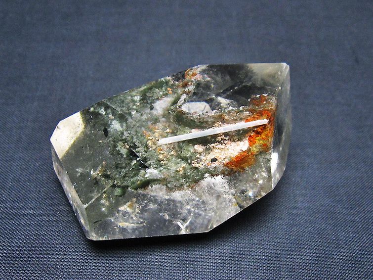 ガーデン水晶原石 [t577-4879]