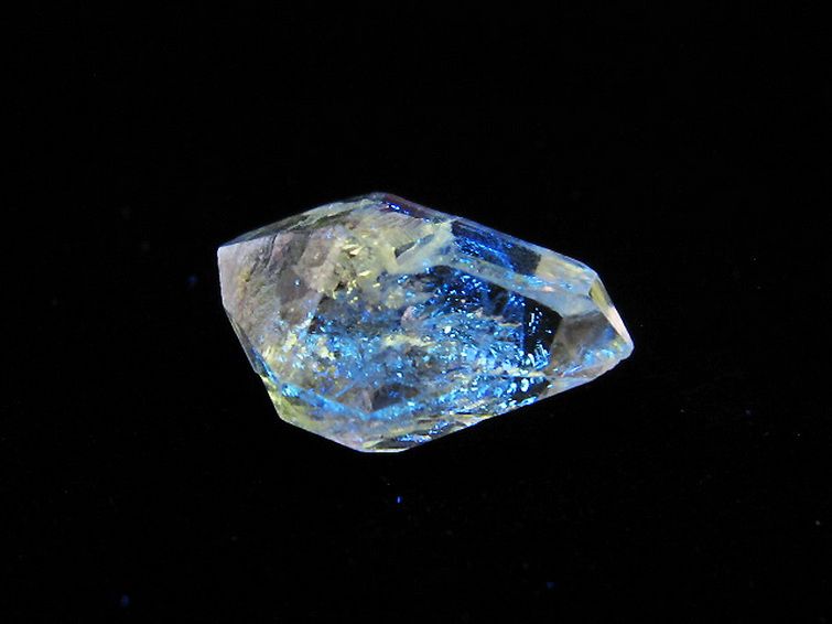 オイルクォーツ （石油入り水晶） パキスタン産[T596-3566] 1枚目