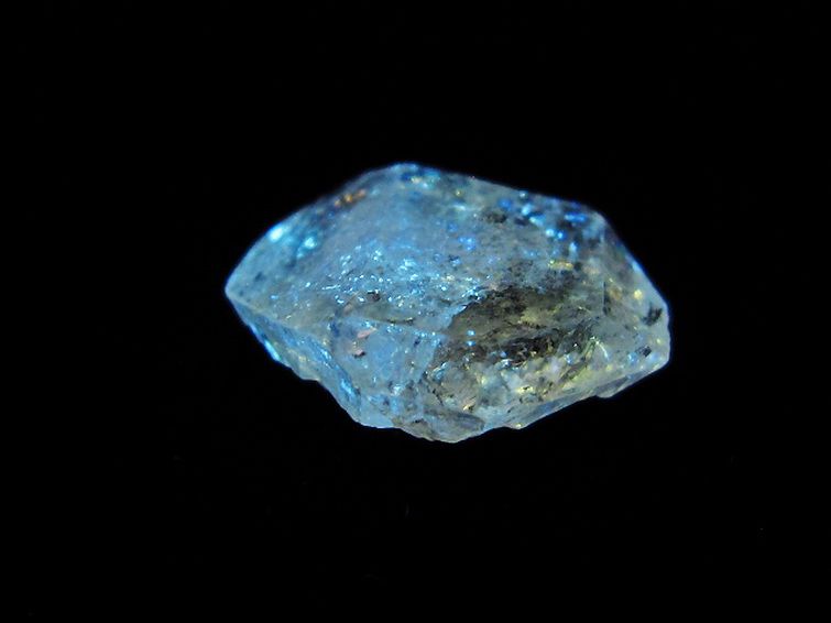 オイルクォーツ （石油入り水晶） パキスタン産[T596-3694] 1枚目