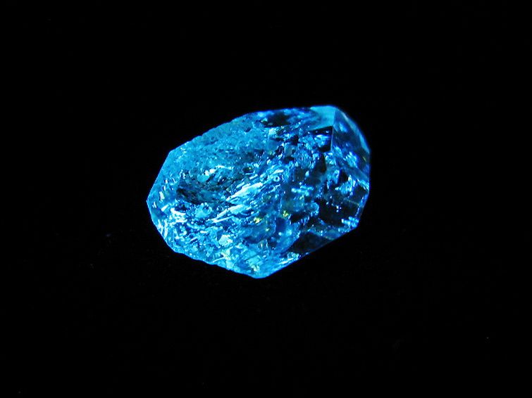 水入り水晶　シベリアングリーンクォーツ　浄化　邪気払い　幸運　天然石 水入り水晶 シベリアングリーンクォーツ 浄化 邪気払い 幸運