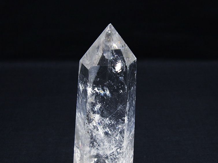 ヒマラヤ産 天然水晶 天然石 六角柱 1494g 水晶ポイント 六角柱 置物 1.4Kg ヒマラヤ水晶 t627-6621 : 誠安