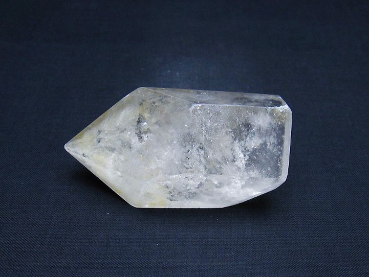 ヒマラヤ水晶六角柱[T60-27456] 1枚目