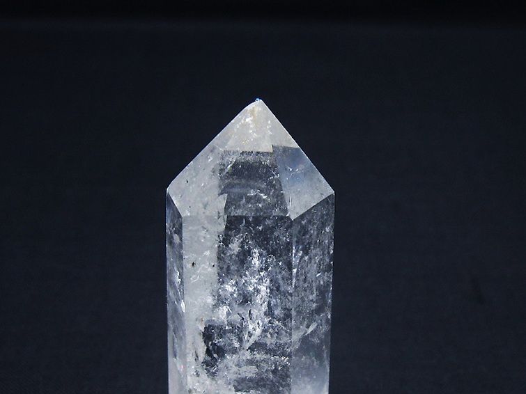 天然石 ヒマラヤ水晶 六角柱 原石　5000g パワーストーン 天然石 ヒマラヤ水晶六角柱[T60-28085]