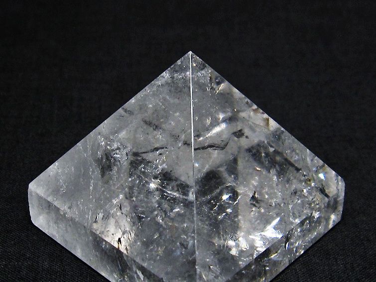 ヒマラヤ水晶ピラミッド[T600-1997] 3枚目