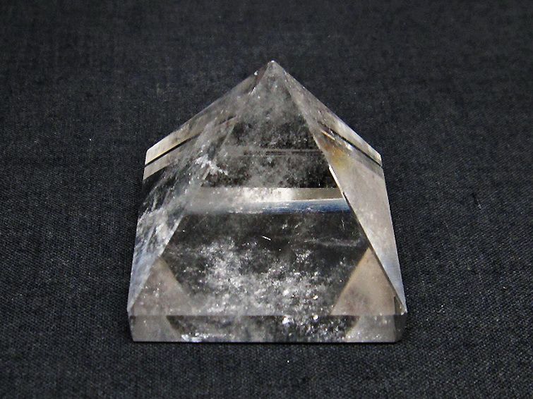 ヒマラヤ水晶ピラミッド[T600-2006] 1枚目