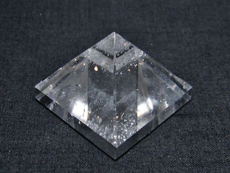ヒマラヤ水晶ピラミッド[T600-2143] 2枚目