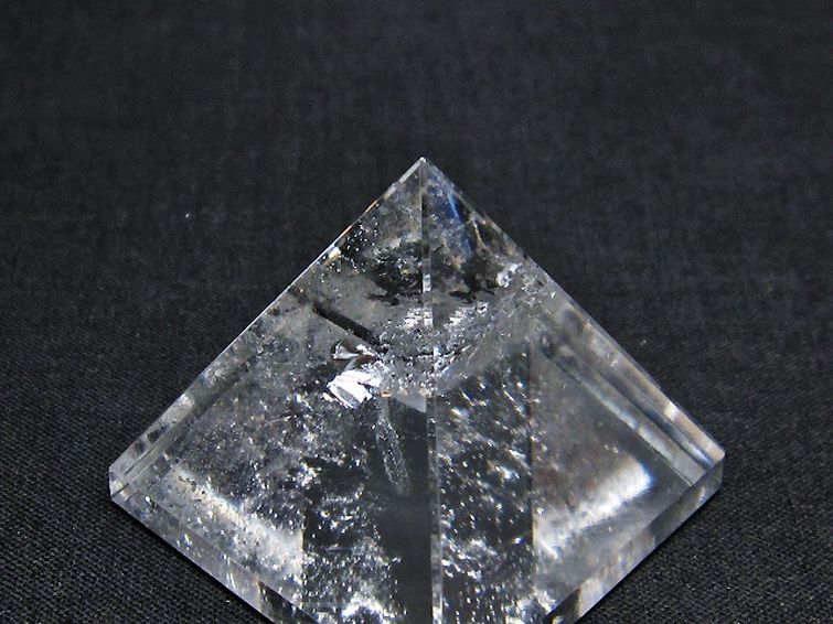 ヒマラヤ水晶ピラミッド[T600-2144] 3枚目