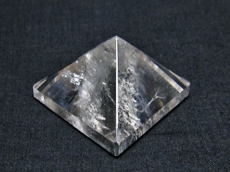 ヒマラヤ水晶ピラミッド[T600-2187] 2枚目
