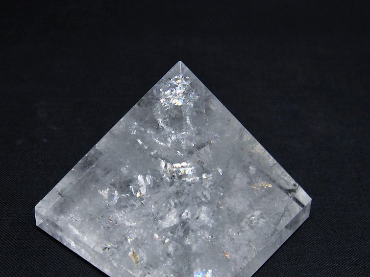 ヒマラヤ水晶ピラミッド[T600-2418] 3枚目