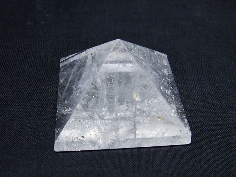 ヒマラヤ水晶ピラミッド[T600-2427] 1枚目