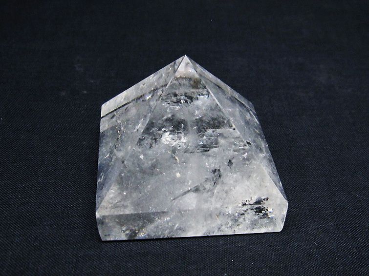 ヒマラヤ水晶ピラミッド[T600-2432] 1枚目