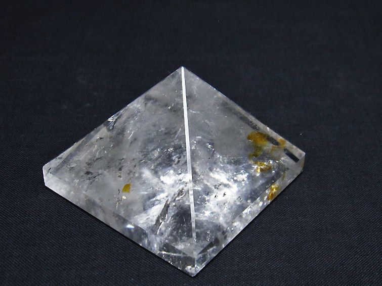 ヒマラヤ水晶ピラミッド[T600-2468] 2枚目