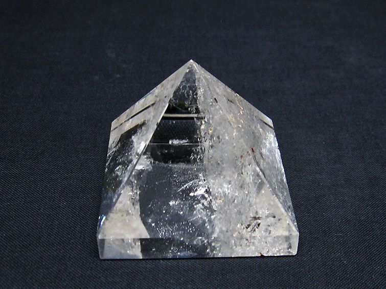 ヒマラヤ水晶ピラミッド[T600-2479] 1枚目