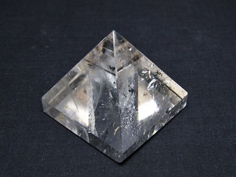 ヒマラヤ水晶ピラミッド[T600-2485] 2枚目