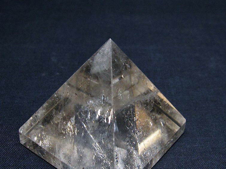 ヒマラヤ水晶ピラミッド[T600-2491] 3枚目