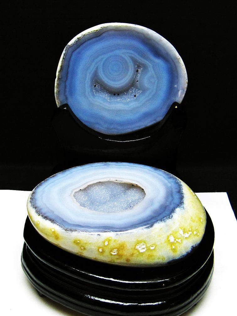 1.2Kgペア水晶トレジャーメノウ[T604-7734] 1枚目