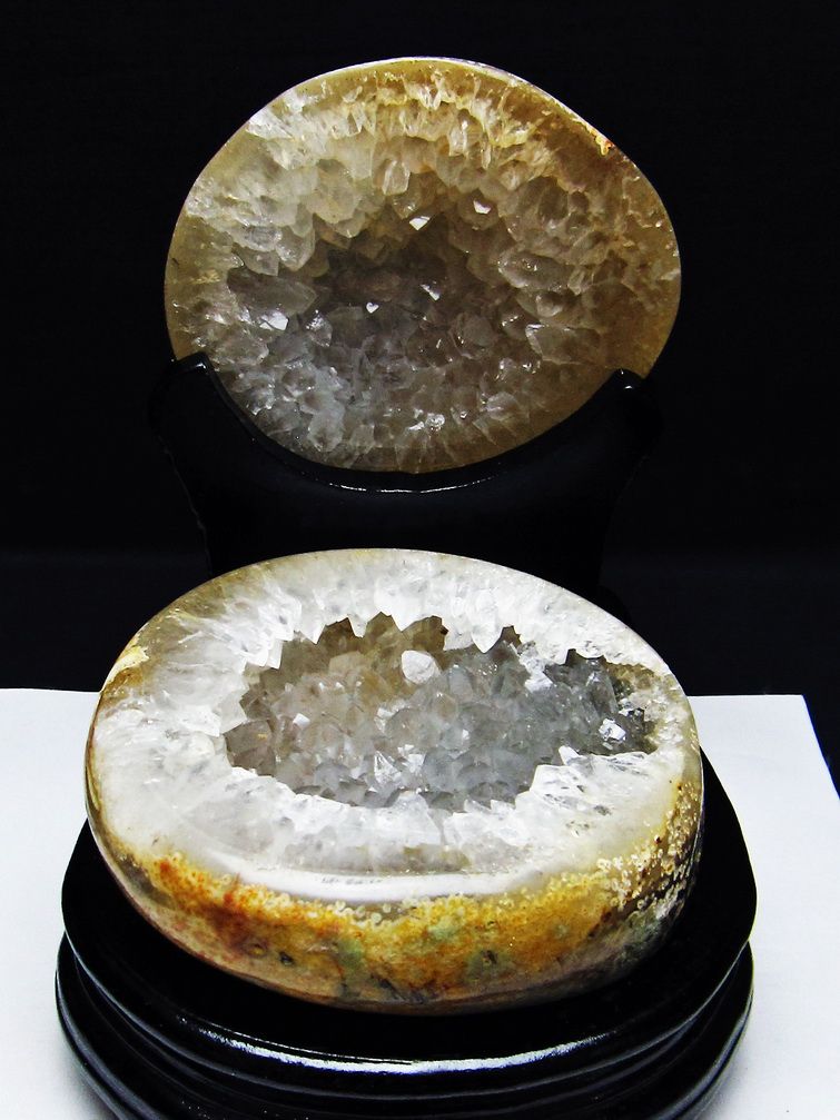 1.7Kgペア水晶トレジャーメノウ[T604-7759] 1枚目