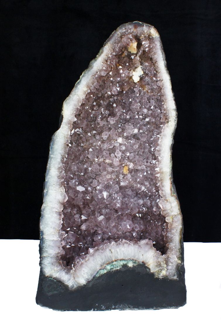 20.3Kgブラジル産アメジストドーム同梱不可[T611-10492] 1枚目