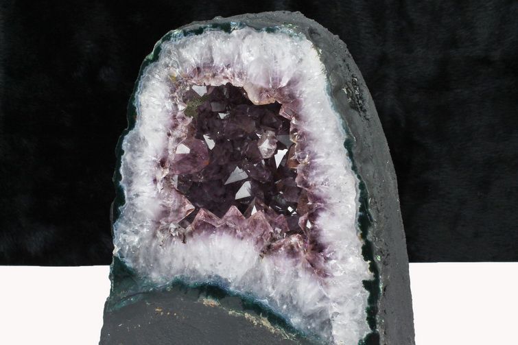 3.2Kgブラジル産アメジストドーム [t611-10544] 3枚目