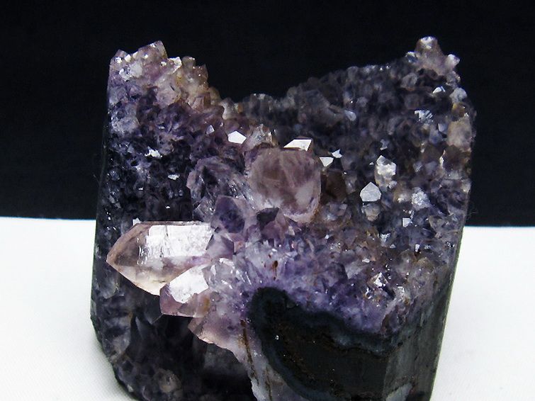 ウルグアイ産アメジストクラスター[T614-8438] 2枚目