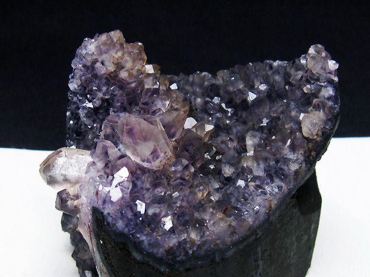 ウルグアイ産アメジストクラスター[T614-8438] 3枚目