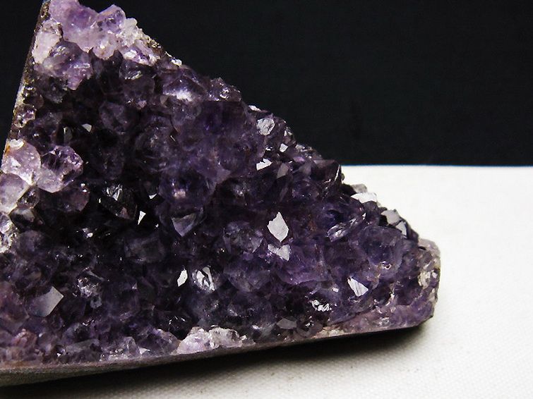ウルグアイ産アメジストクラスター [t614-8963]