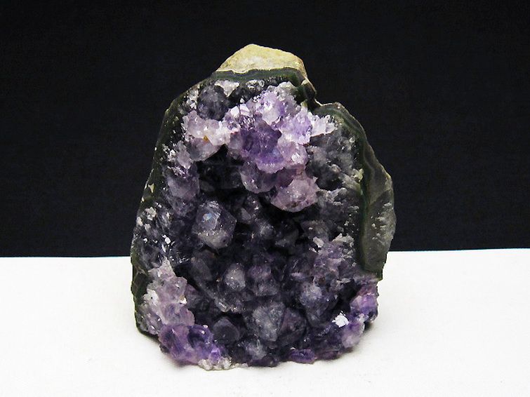 ウルグアイ産アメジストクラスター[T614-8970] 1枚目