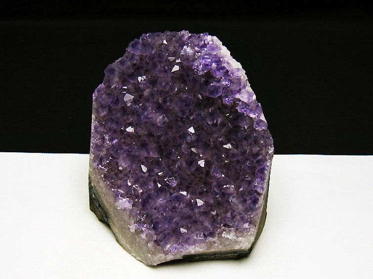 ウルグアイ産ファントムアメジストクラスター[T614-9029] 1枚目
