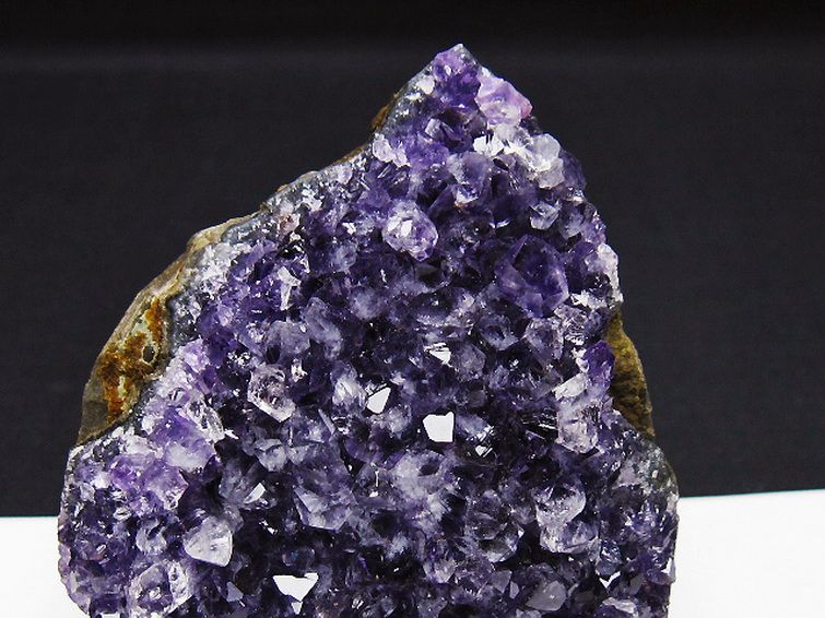 ウルグアイ産アメジストクラスター [t614-9115]