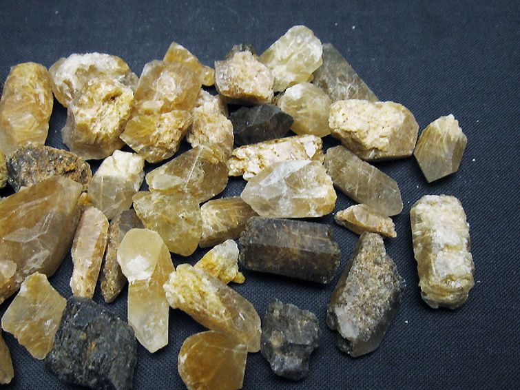 ルチル入り水晶原石[T626-1544] 2枚目