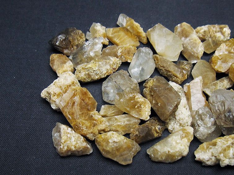 ルチル入り水晶原石[T626-1552] 2枚目