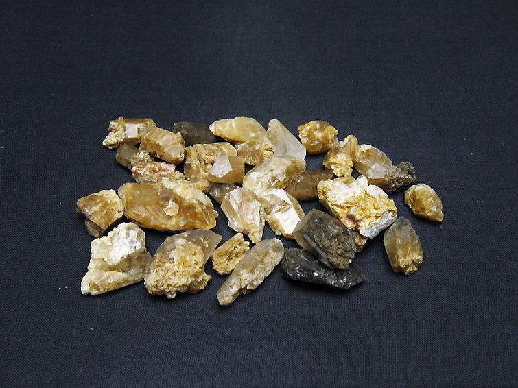 ルチル入り水晶原石[T626-1558] 1枚目