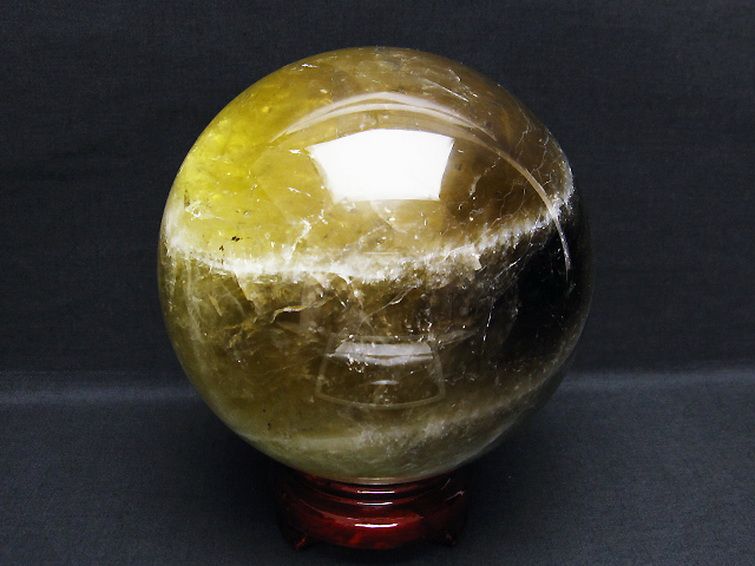 ヒマラヤ水晶　丸玉⭐️天然無着色　シトリン⭐️約1.3キロ