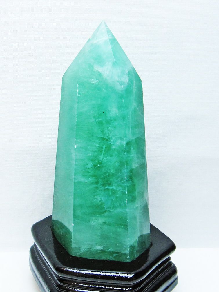 1.3Kgパワーストーン 天然石 フローライト六角柱[T634-5468]