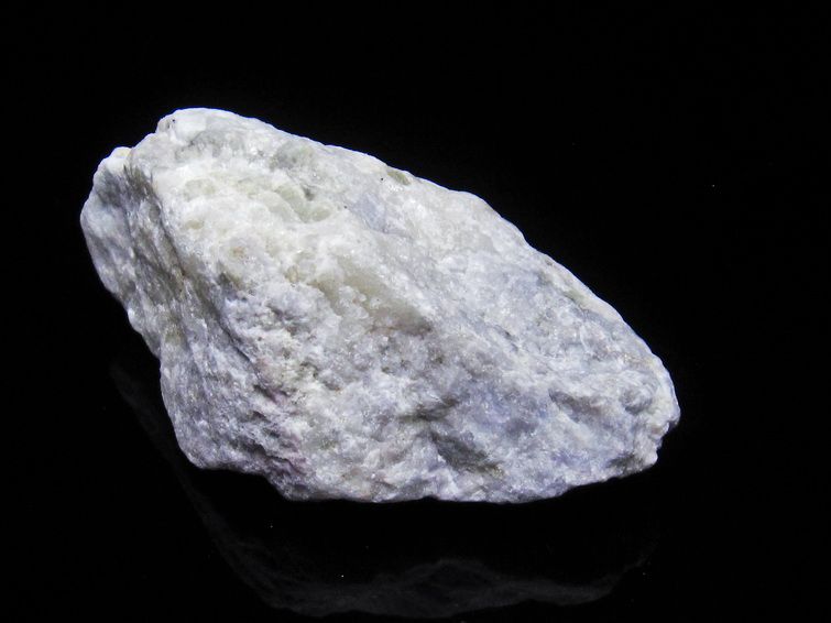 ハックマナイト 原石[T636-1600] 2枚目