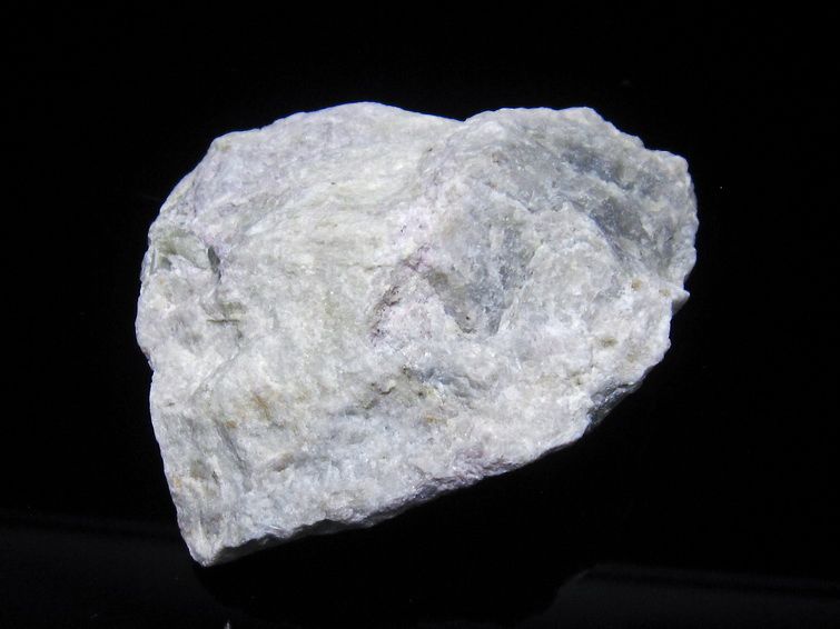 ハックマナイト 原石[T636-1968] 2枚目