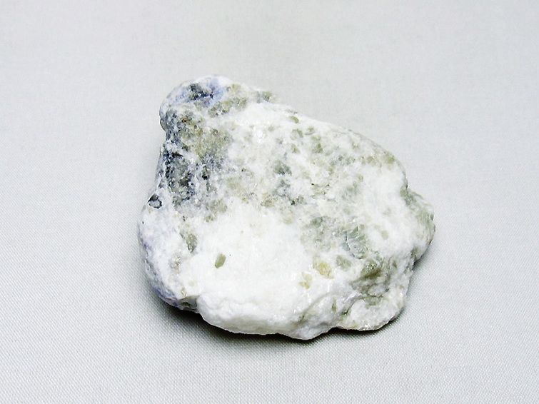 ハックマナイト 原石[T636-2080] 3枚目