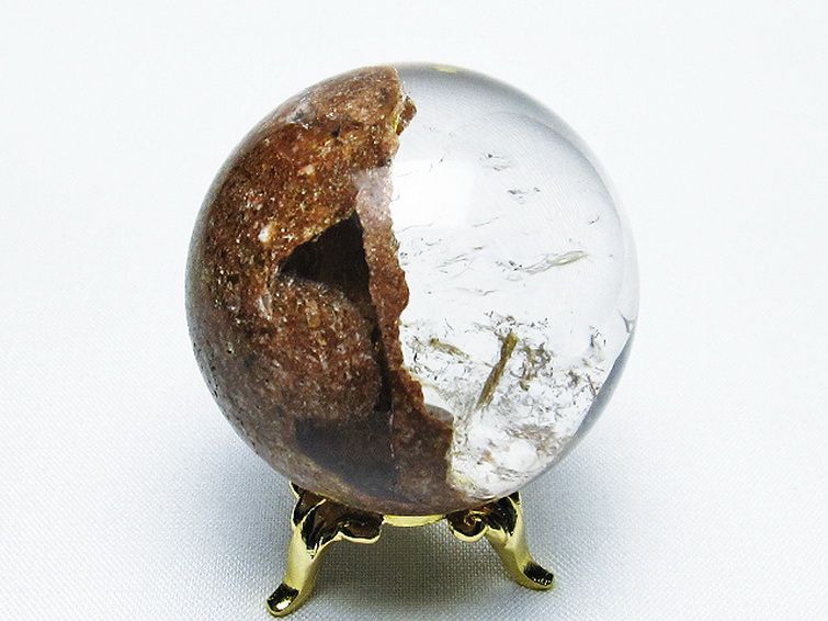 天然石 ゴールドタイチンルチル入り水晶丸玉44mm[T637-4433] 3枚目