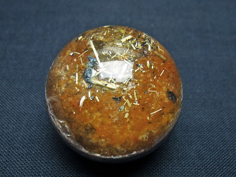 ゴールドタイチンルチル入り水晶丸玉 28mm [T637-4624] 2枚目