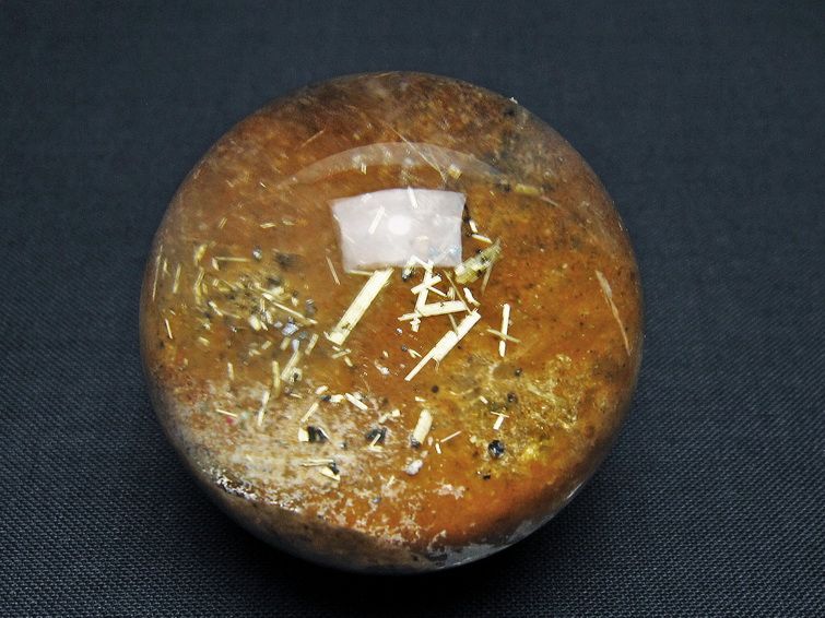 ゴールドタイチンルチル入り水晶丸玉 42mm [T637-4670] 2枚目